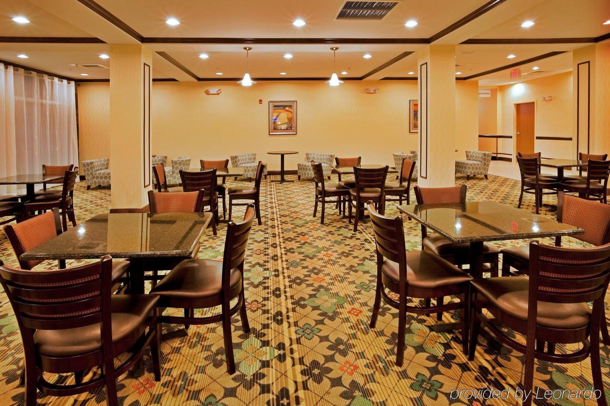 Holiday Inn Express Hotel & Suites Palm Bay By Ihg Esterno foto